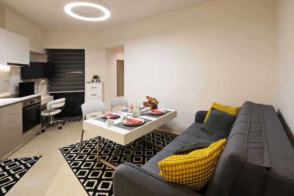 Uni Cozy City Apartment Rhodes City Luaran gambar